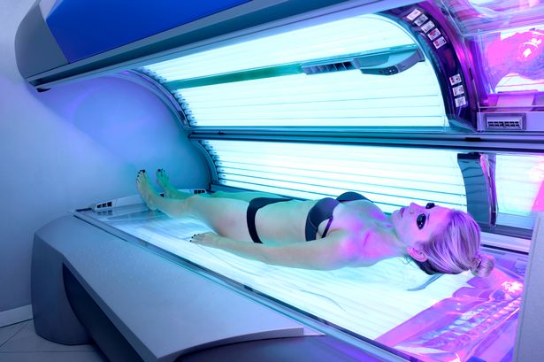 Αποφύγετε το τεχνικό μαύρισμα Solarium για υγεία του δέρματος και καλύτερη διατήρηση